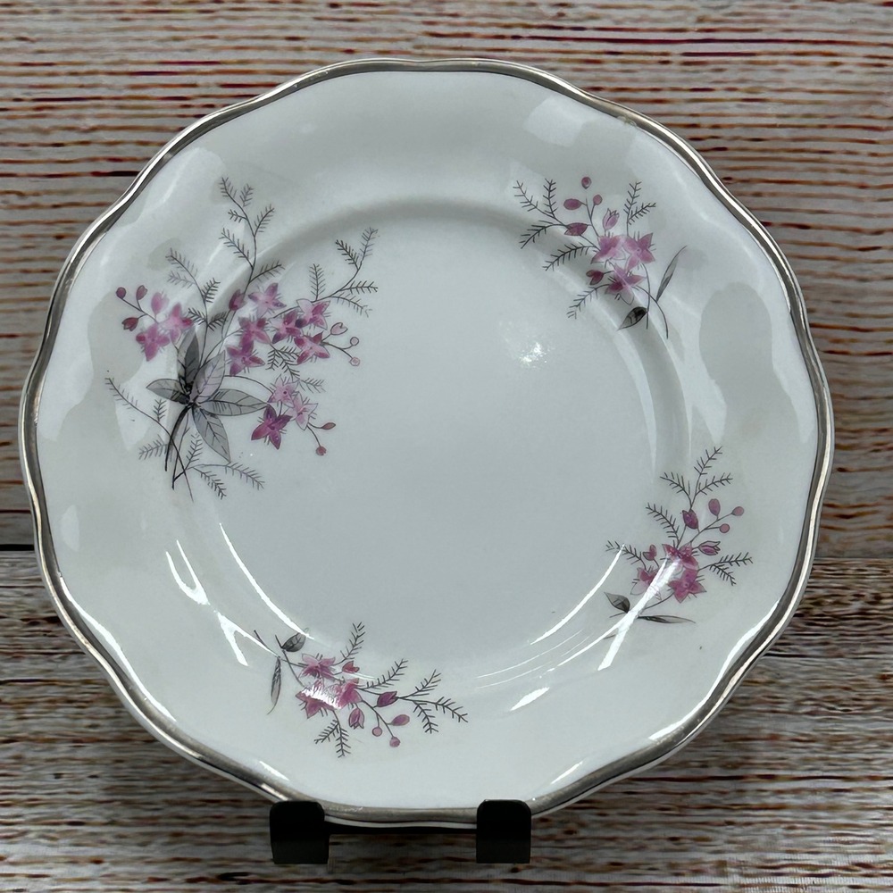 Favolina Karolina Jarolina Poland 3879 Bread Dessert Silver Scalloped Floral 12‎